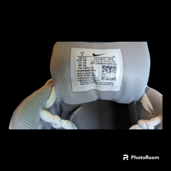 Women's size 7 Air Max Correlate - Picture 6 of 10